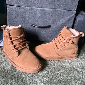 High Top Neumel UGG boot Men’s size 7.5